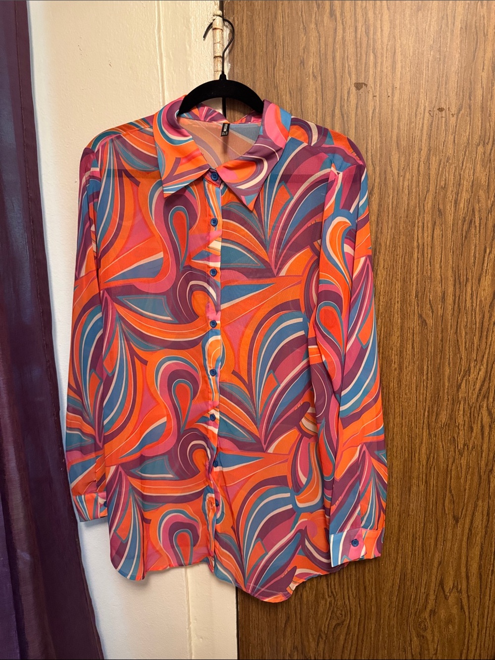 PrettyLittleThing Button Down